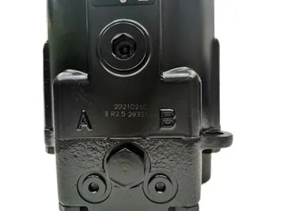 95-3141 / 95-3139 83022809 Motor Hidráulico 90-M-075-NC-0-N-8-N-0-S1-N-00-NNN-00-00-00 - 3